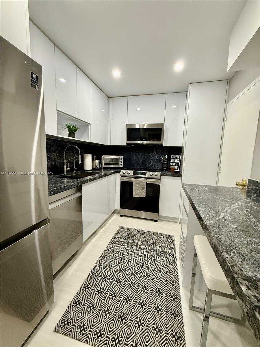 Small Image of 400 KINGS POINT DR #415, Sunny Isles Beach Number 15