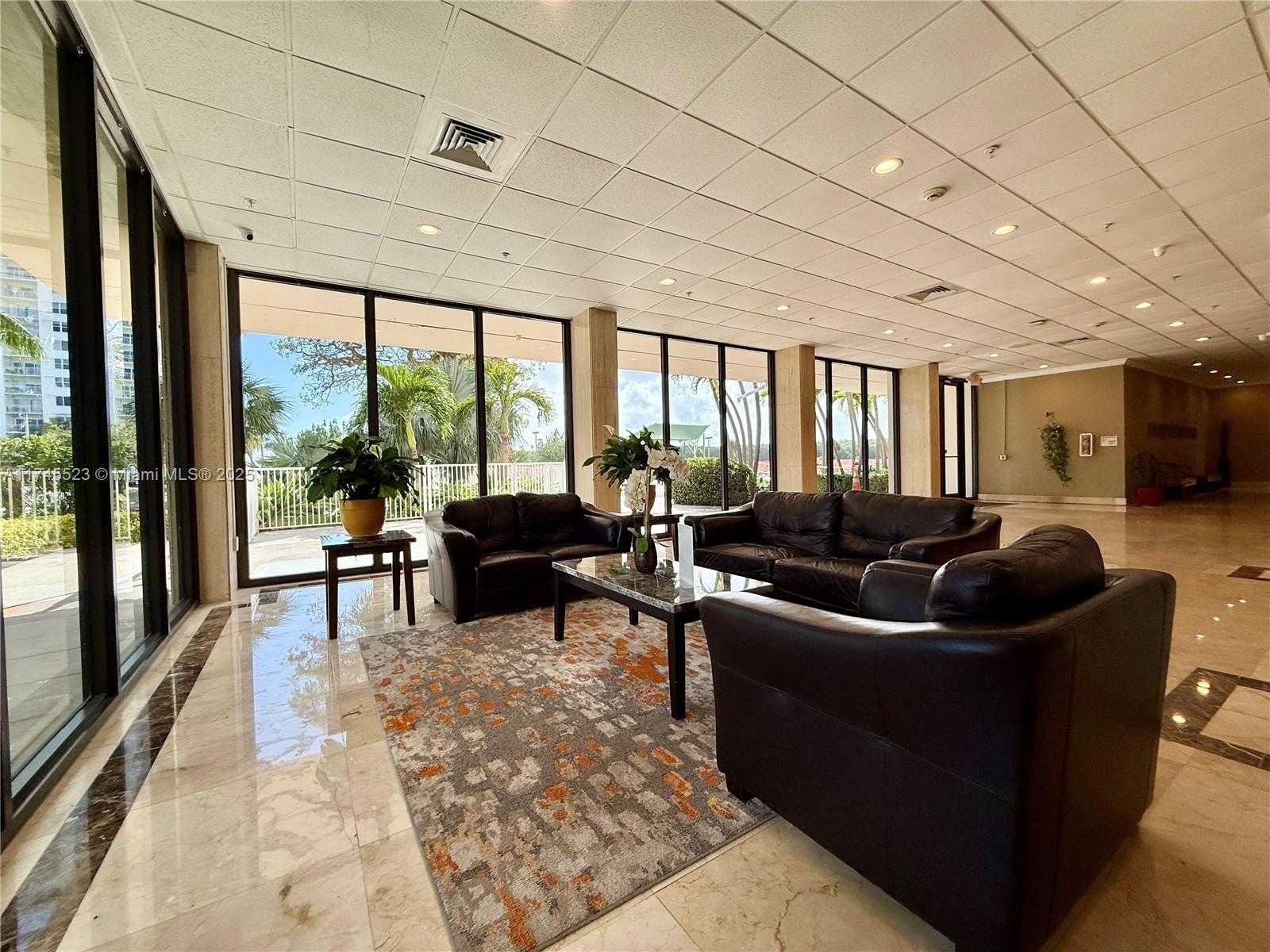 Small Image of 400 KINGS POINT DR #415, Sunny Isles Beach Number 23