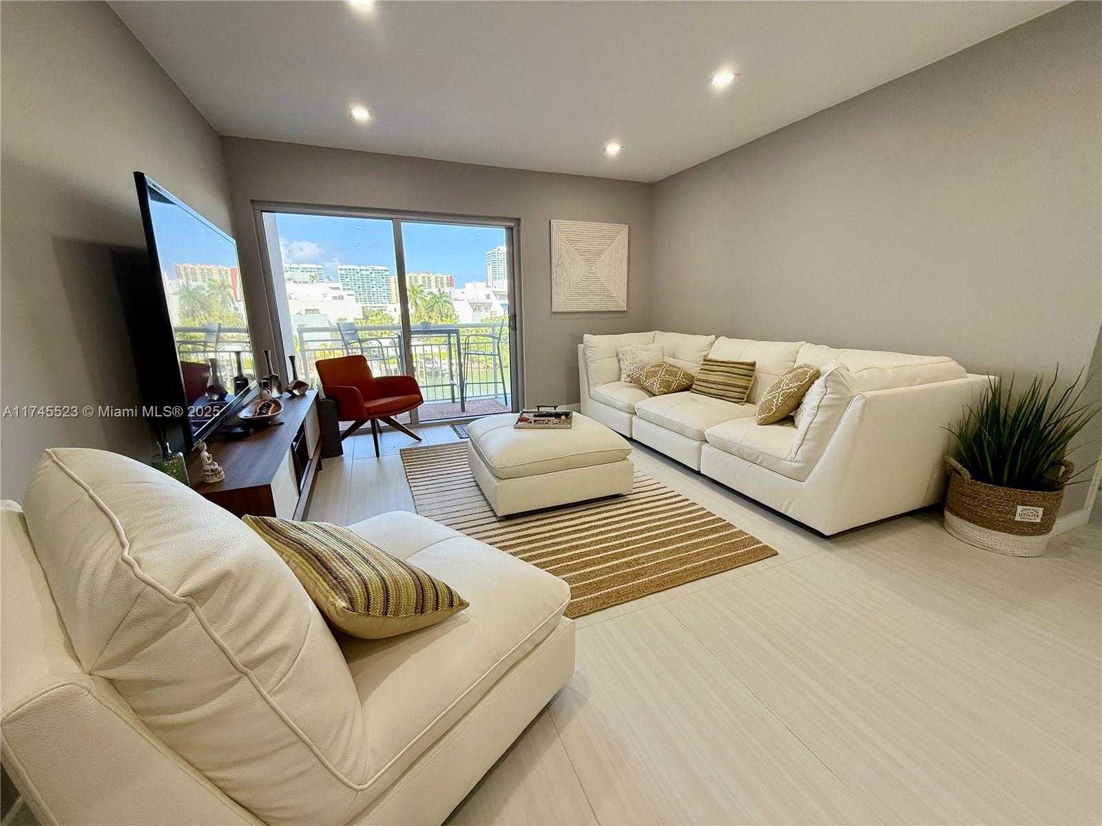 Small Image of 400 KINGS POINT DR #415, Sunny Isles Beach Number 5