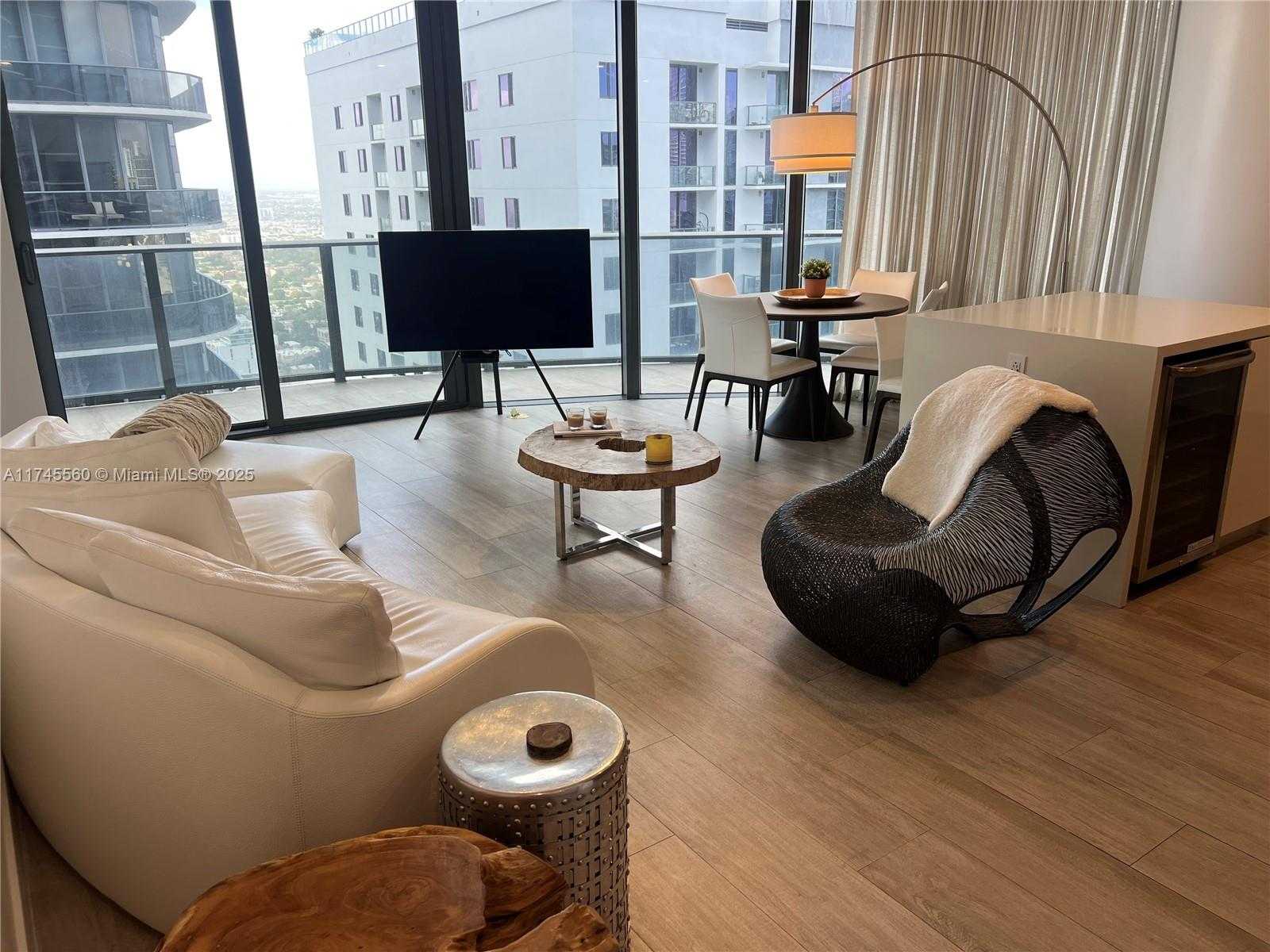 Small Image of 45 SOUTH WEST 9TH ST #4408, Miami Number 3