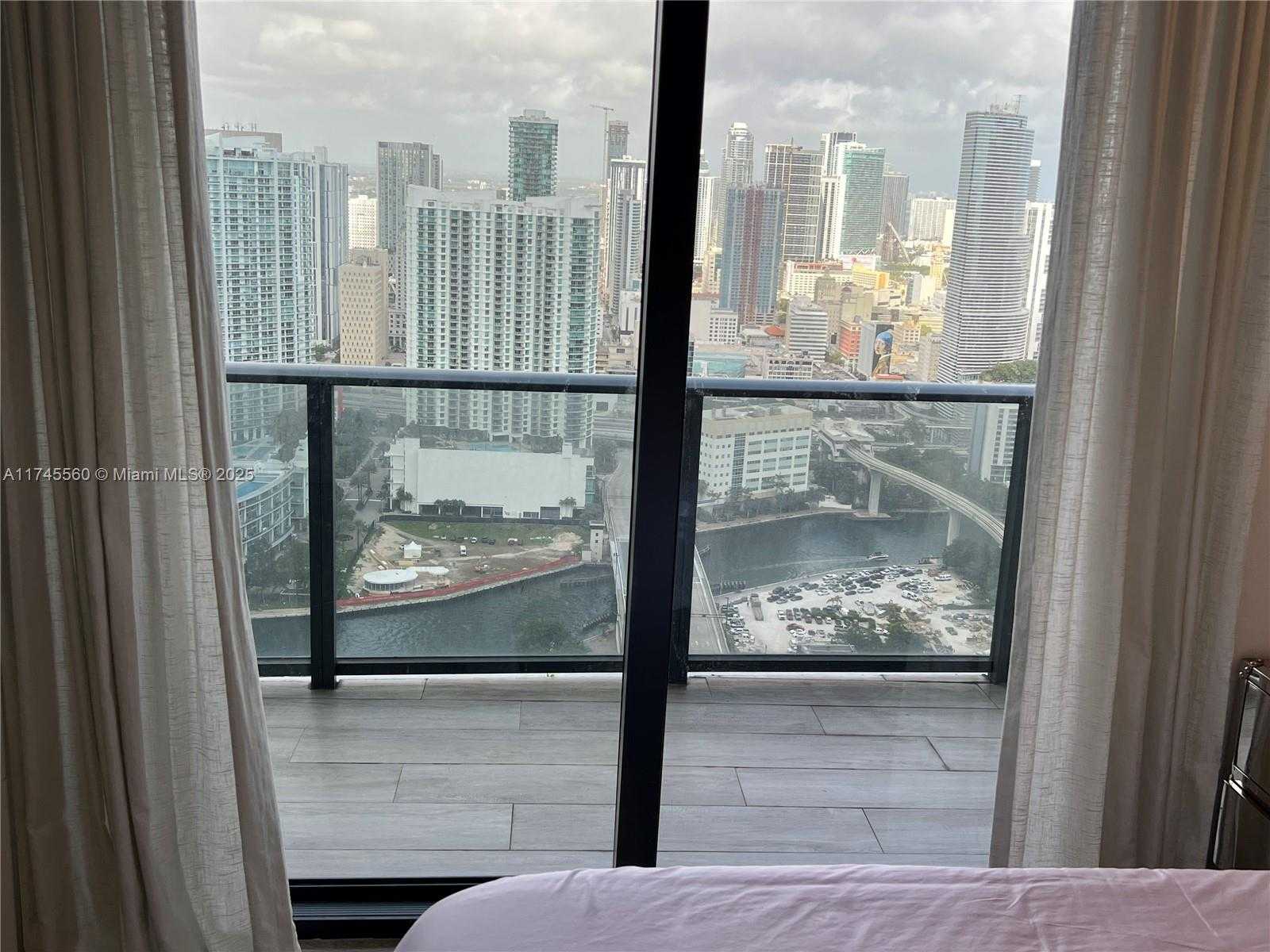 Small Image of 45 SOUTH WEST 9TH ST #4408, Miami Number 7