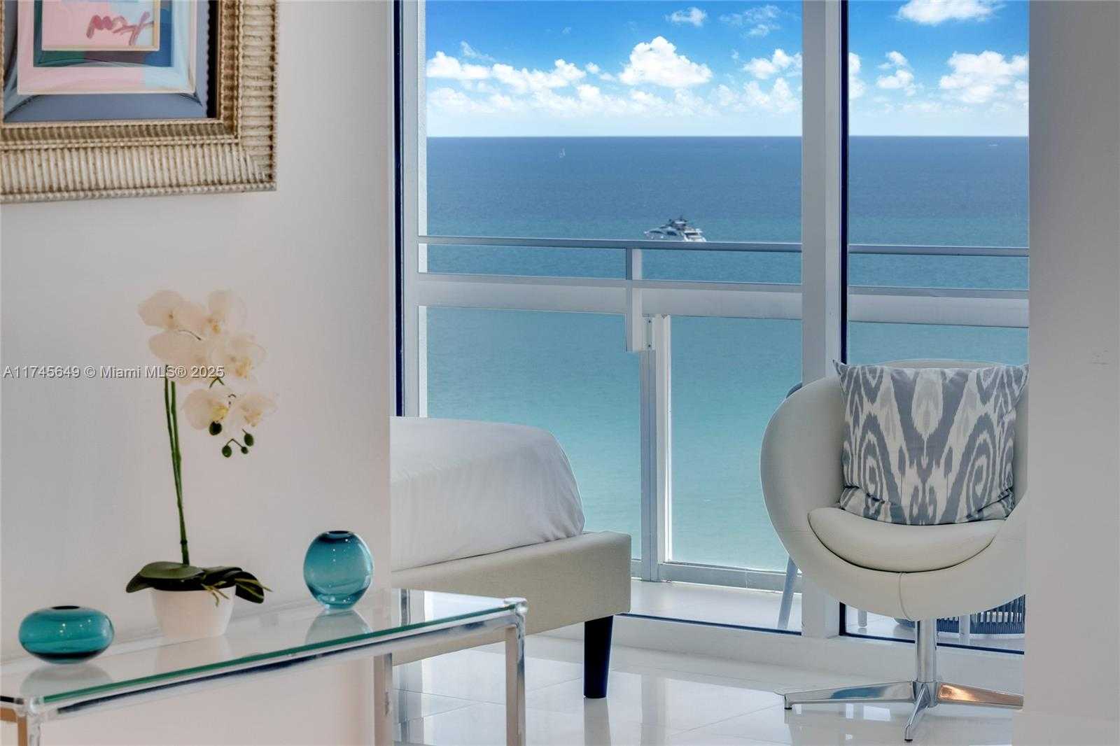 Small Image of 6801 Collins Ave, Miami Beach, FL 33141, USA Number 57