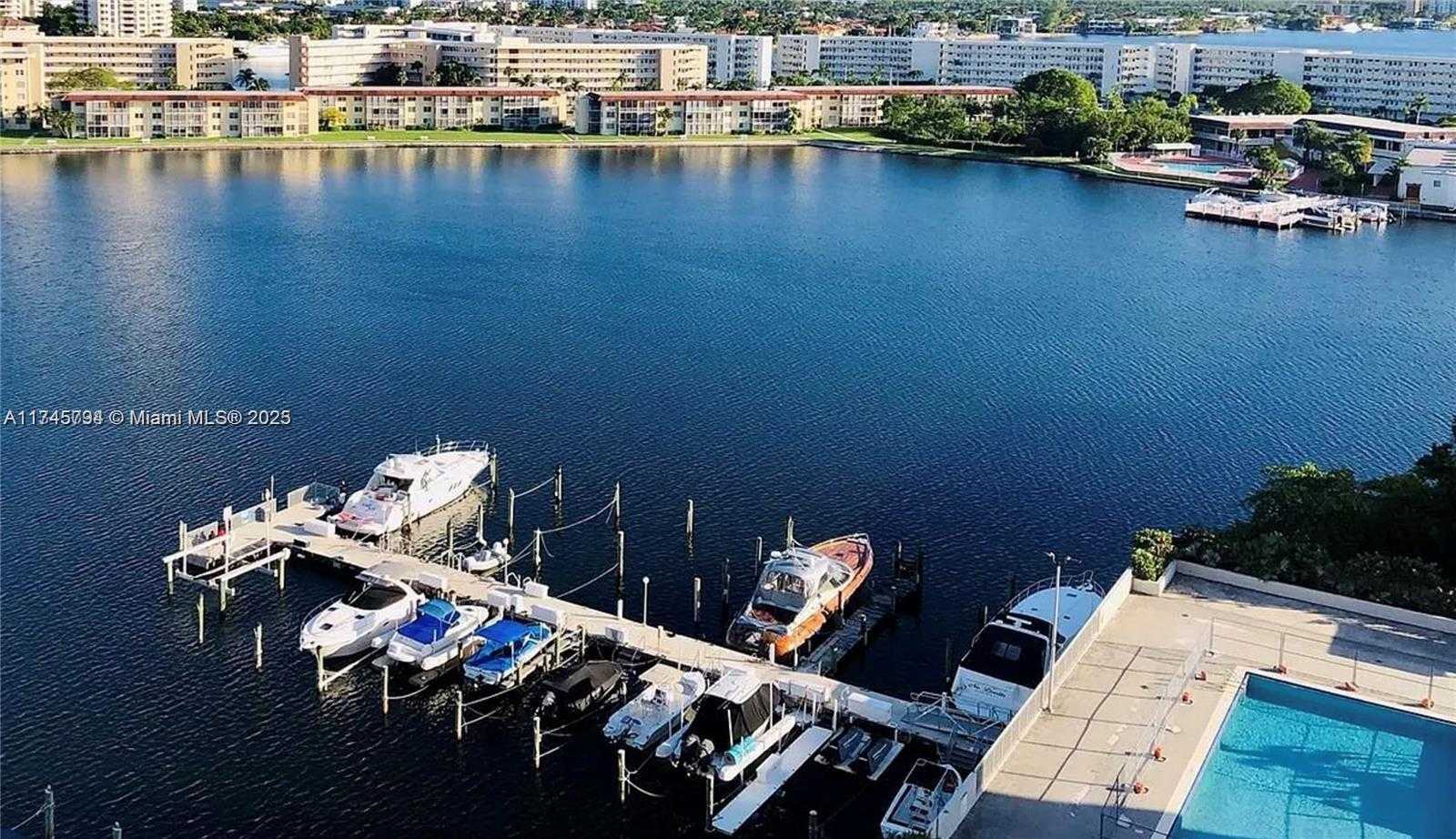 Small Image of 18071 BISCAYNE BLVD #1403, Aventura Number 19