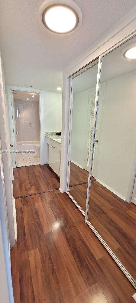 Small Image of 18071 BISCAYNE BLVD #1403, Aventura Number 36