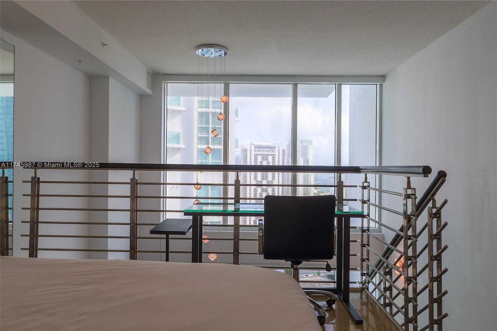 Small Image of 41 SOUTH EAST 5TH ST #2011, Miami Number 13