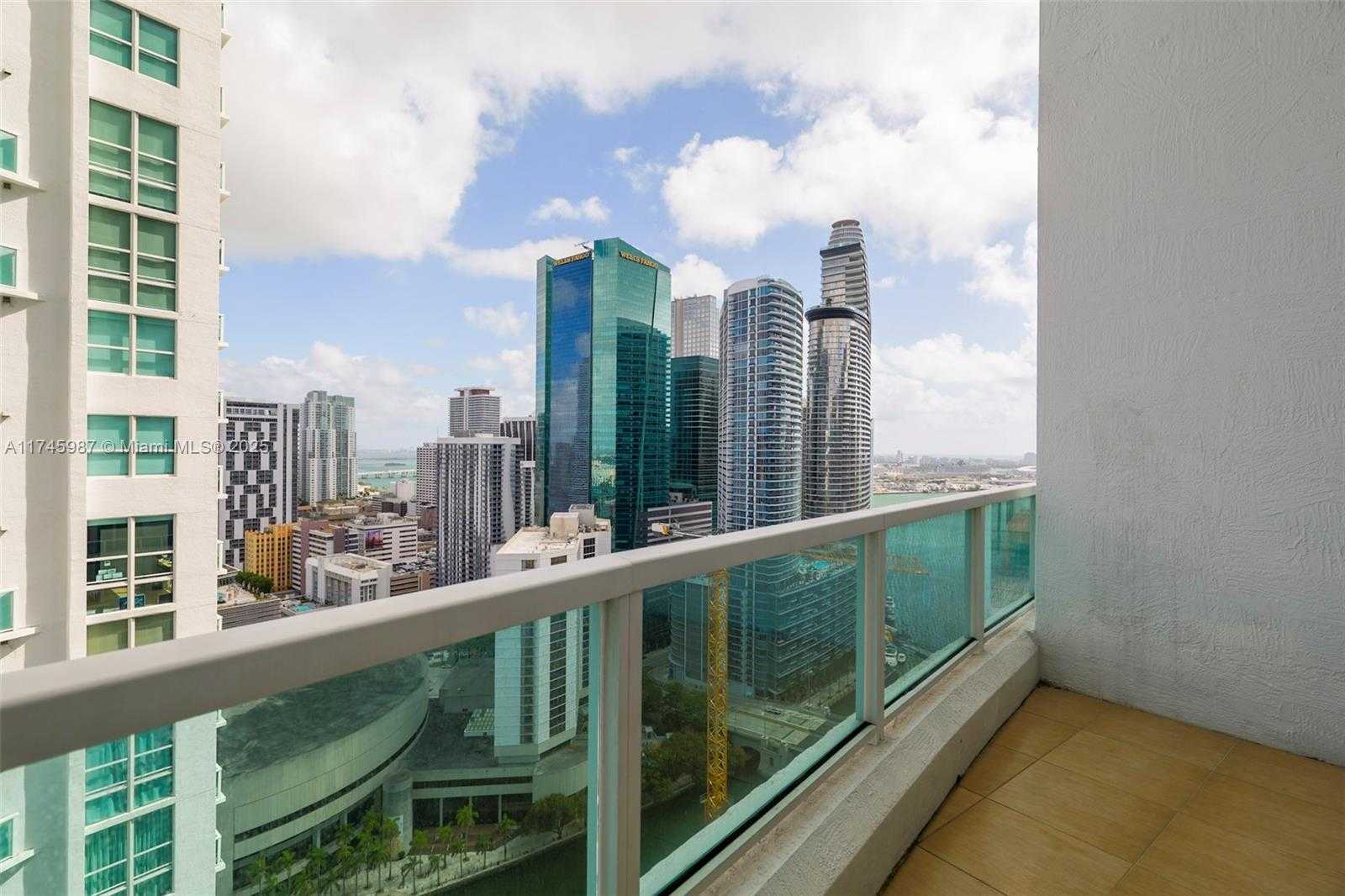 Small Image of 41 SOUTH EAST 5TH ST #2011, Miami Number 27