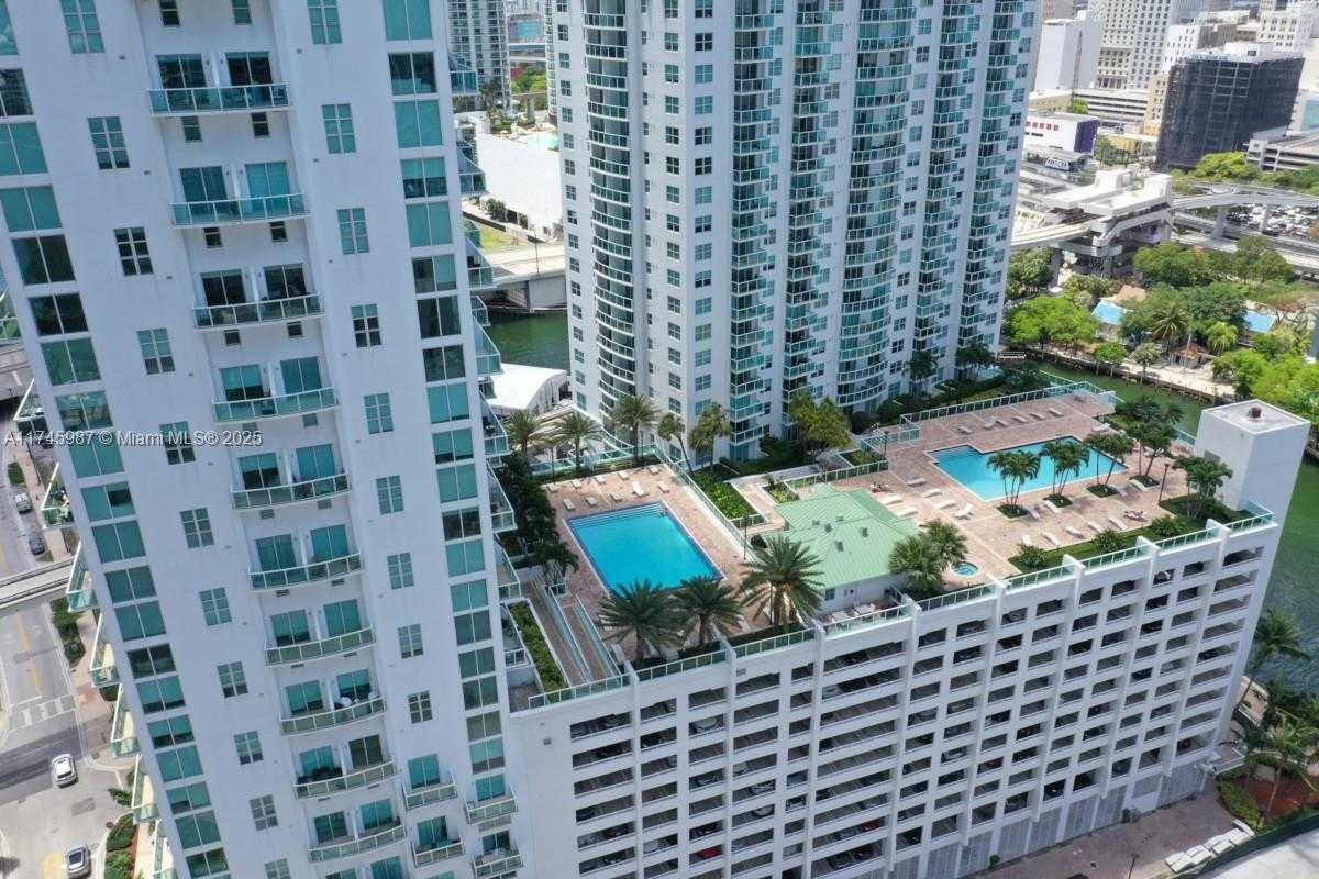 Small Image of 41 SOUTH EAST 5TH ST #2011, Miami Number 37