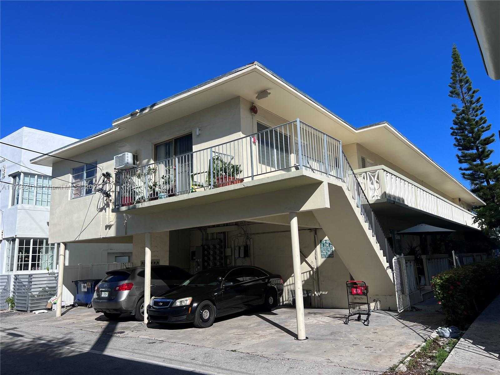 Small Image of 944 MERIDIAN AVE #5, Miami Beach Number 4