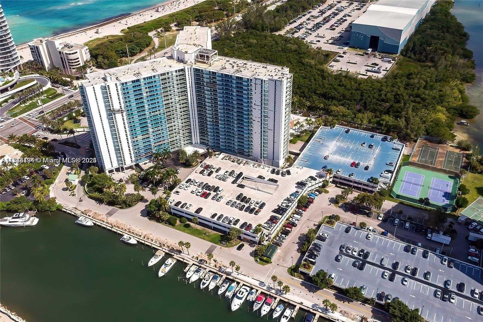 Small Image of 100 BAYVIEW DR #521, Sunny Isles Beach Number 13
