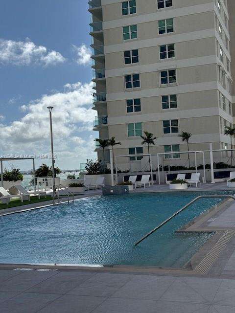 Small Image of 770 CLAUGHTON ISLAND DR #808, Miami Number 32