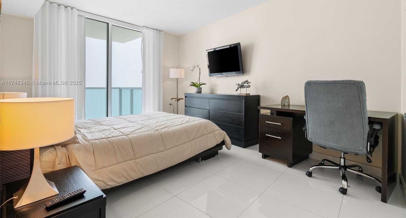 Small Image of 150 SUNNY ISLES BLVD #1-1401, Sunny Isles Beach Number 12
