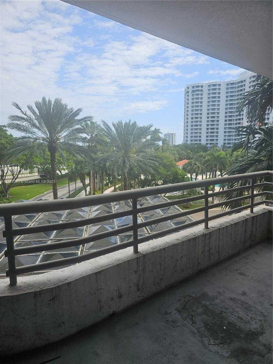 Small Image of 3300 NORTH EAST 191ST ST #410, Aventura Number 20