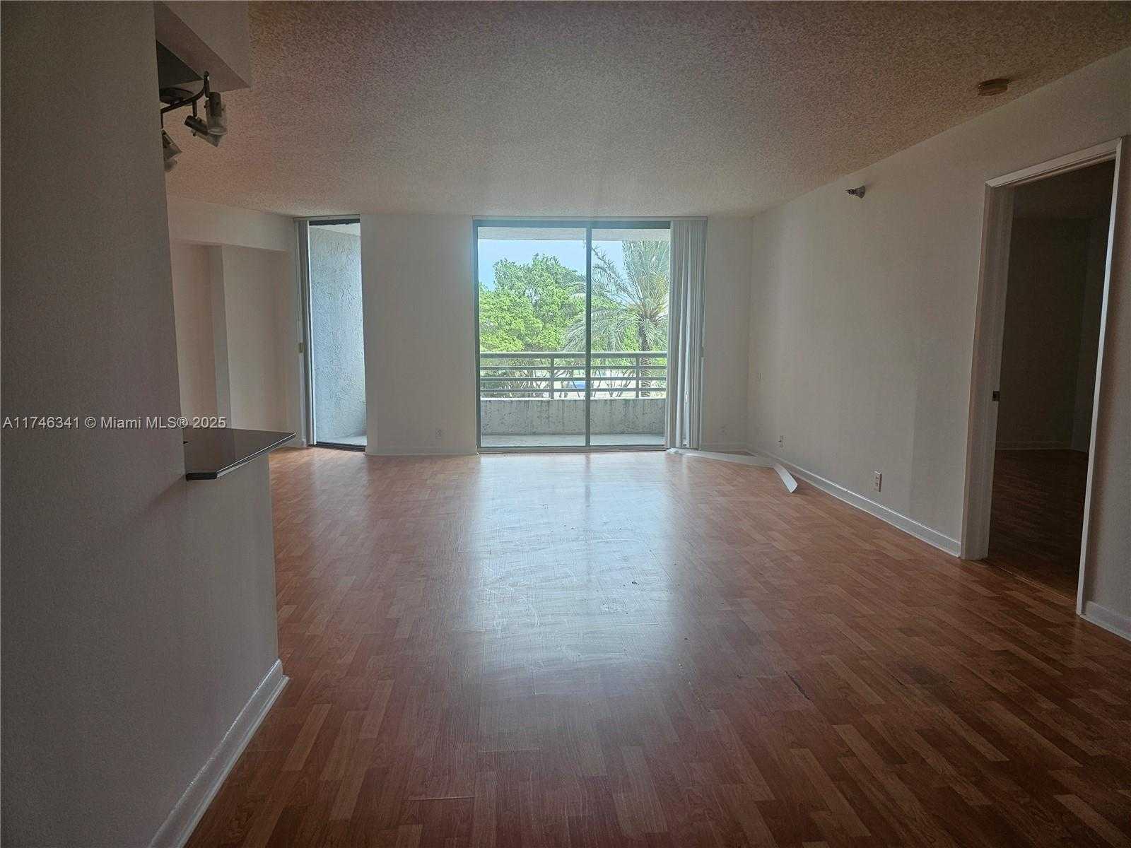 Small Image of 3300 NORTH EAST 191ST ST #410, Aventura Number 7