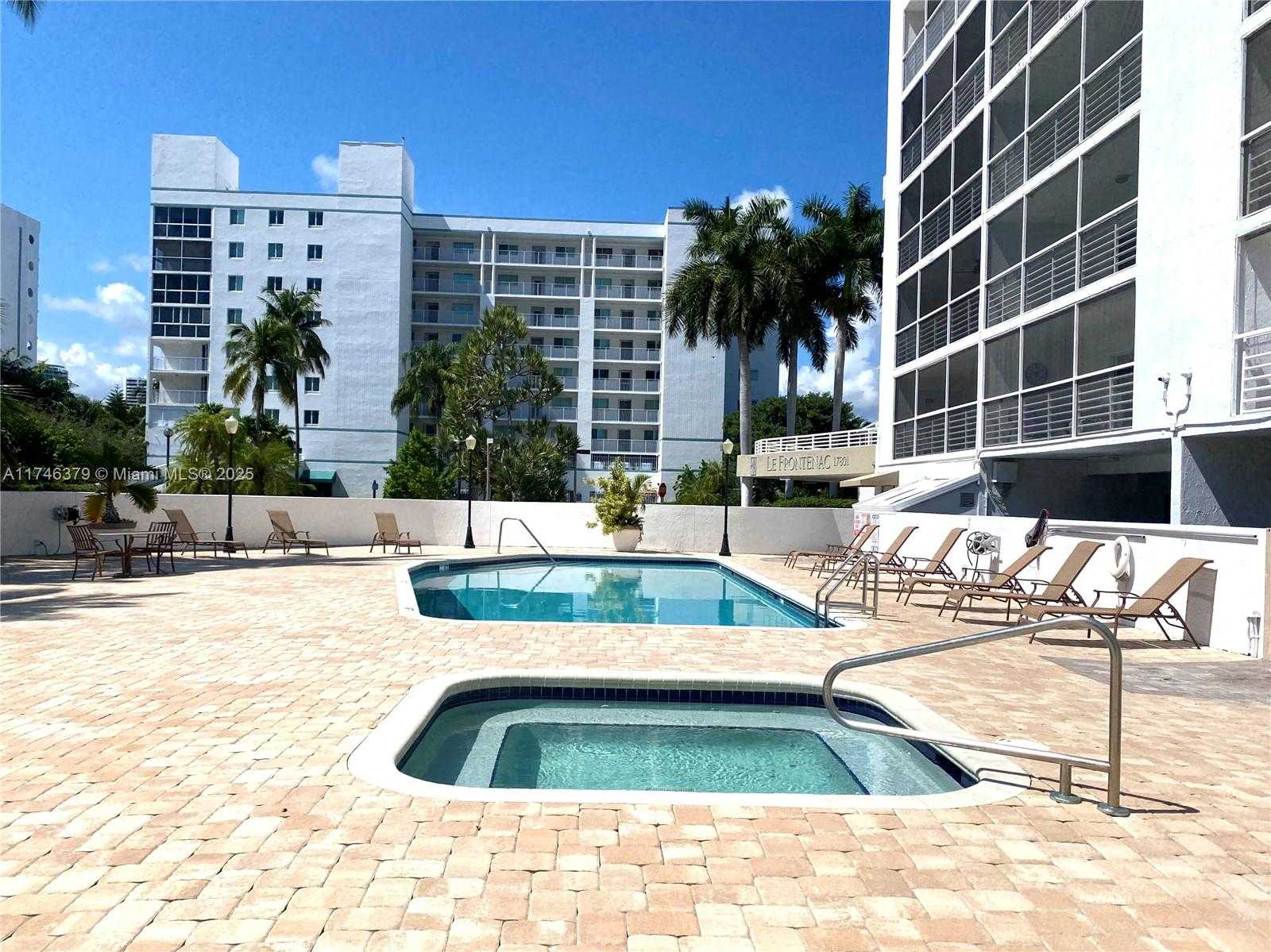 Small Image of Le Frontenac, 17801 N Bay Rd, Sunny Isles Beach, FL 33160, USA Number 16