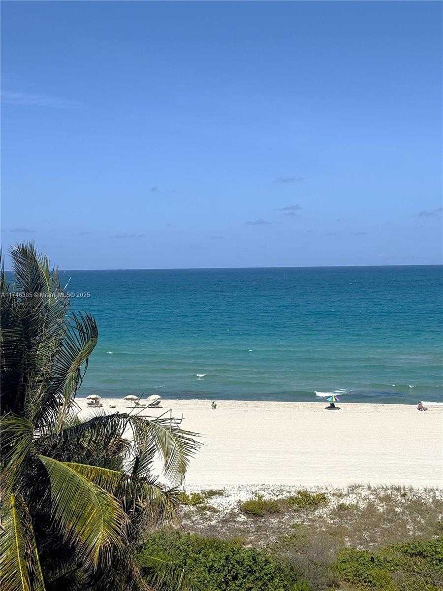 Small Image of 5701 COLLINS AVE #621, Miami Beach Number 4