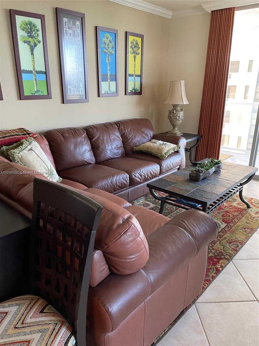 Small Image of 5701 COLLINS AVE #621, Miami Beach Number 7