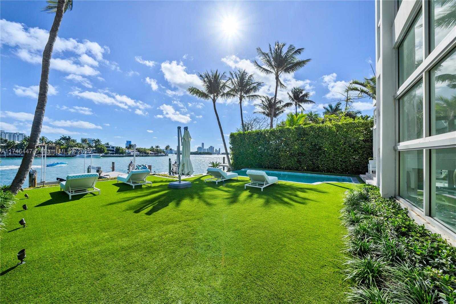 Small Image of 227 EAST DILIDO DR, Miami Beach Number 19
