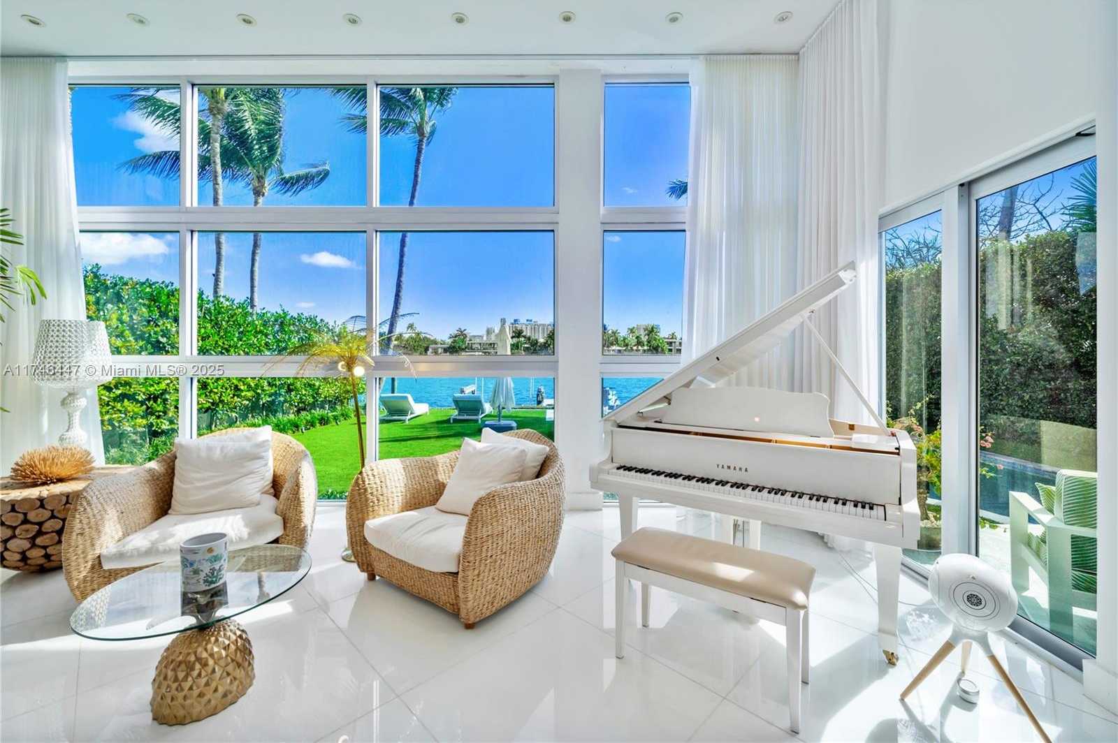 Small Image of 227 EAST DILIDO DR, Miami Beach Number 30
