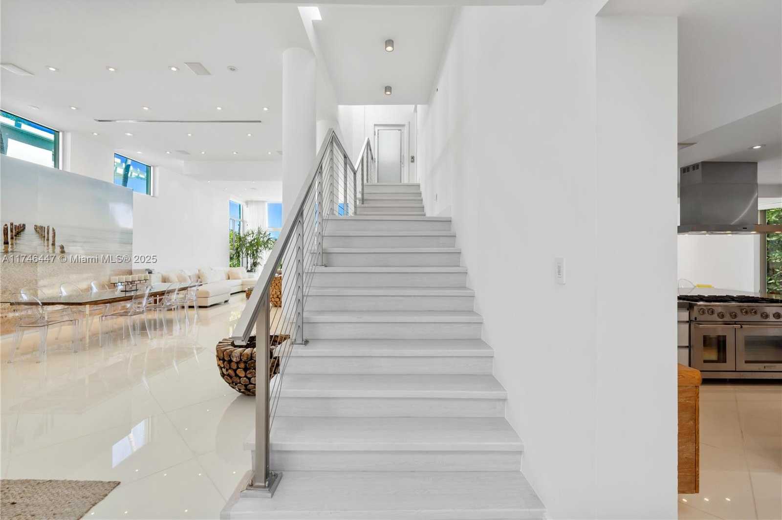 Small Image of 227 EAST DILIDO DR, Miami Beach Number 37