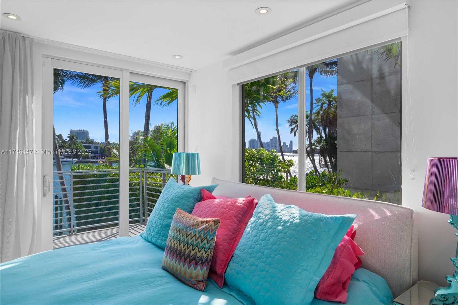Small Image of 227 EAST DILIDO DR, Miami Beach Number 48