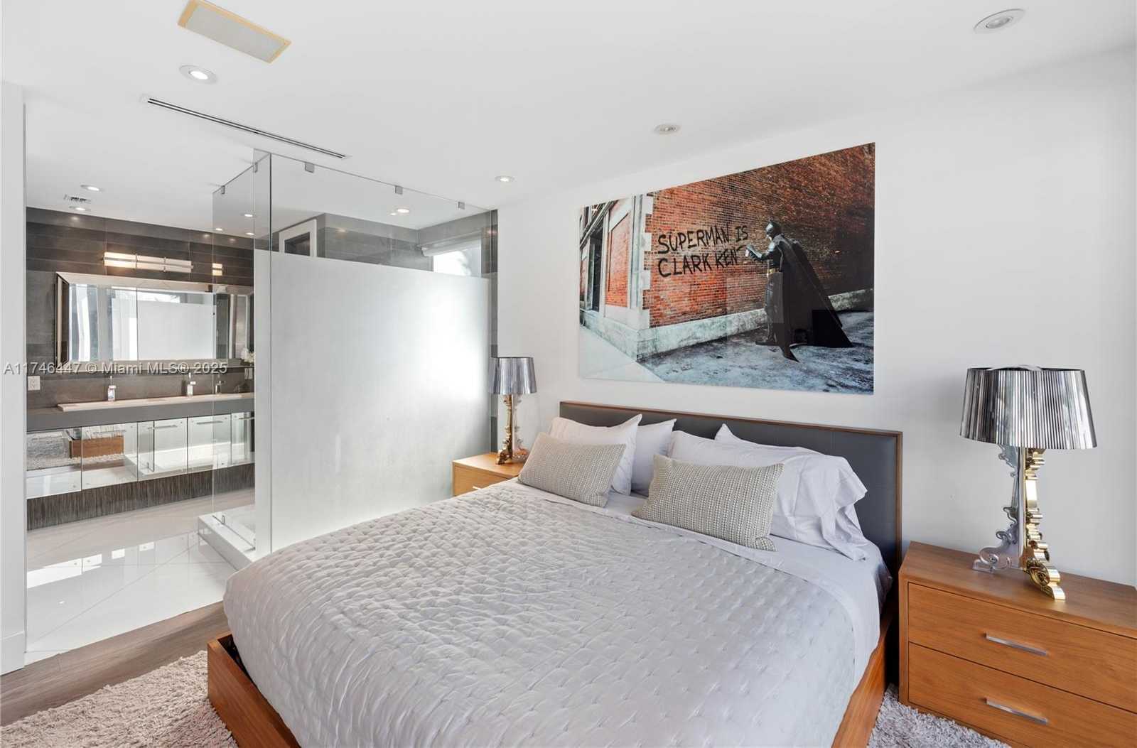 Small Image of 227 EAST DILIDO DR, Miami Beach Number 58