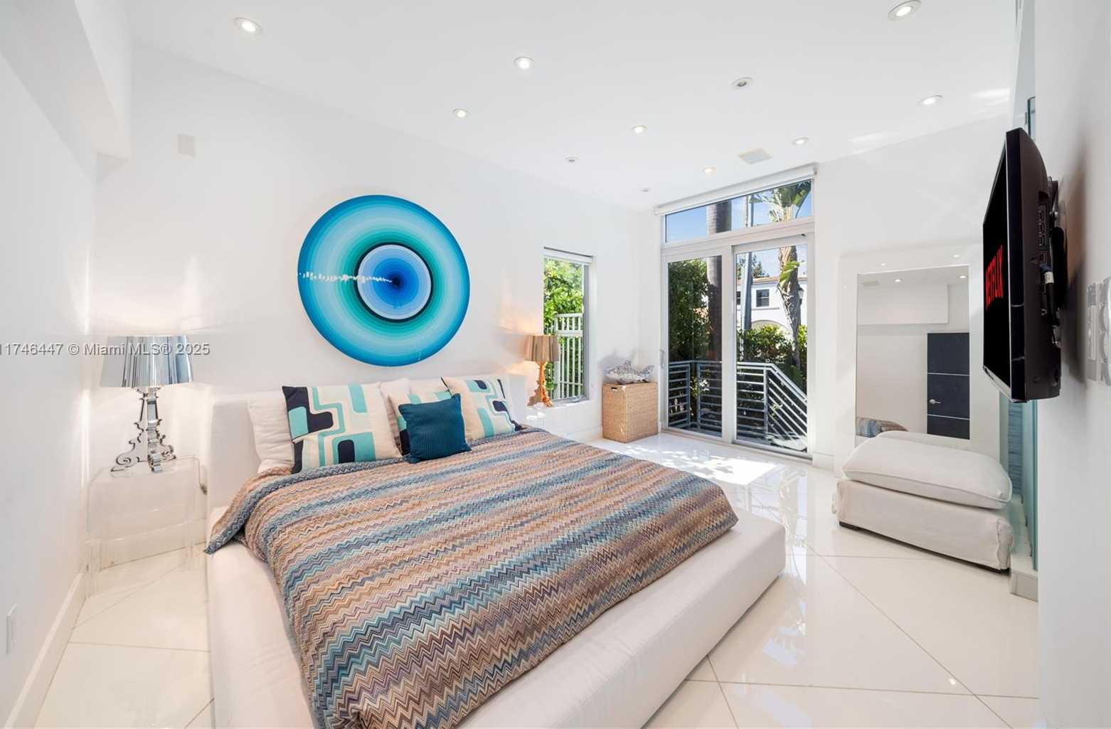 Small Image of 227 EAST DILIDO DR, Miami Beach Number 65