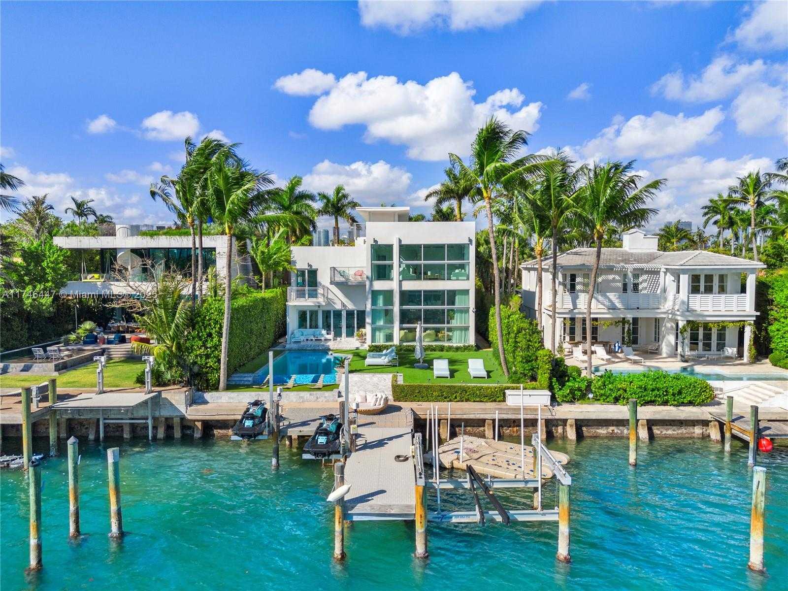 Small Image of 227 EAST DILIDO DR, Miami Beach Number 82
