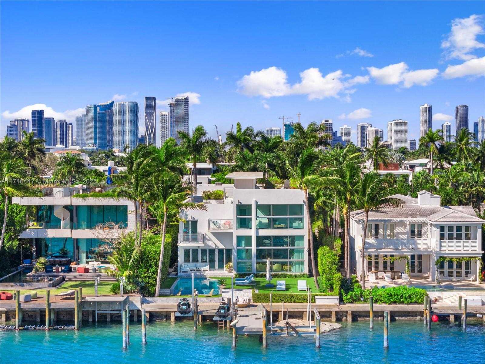 Small Image of 227 EAST DILIDO DR, Miami Beach Number 83