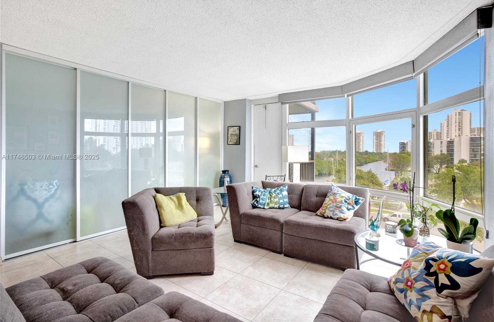 Small Image of 3375 NORTH COUNTRY CLUB DR #404, Aventura Number 13