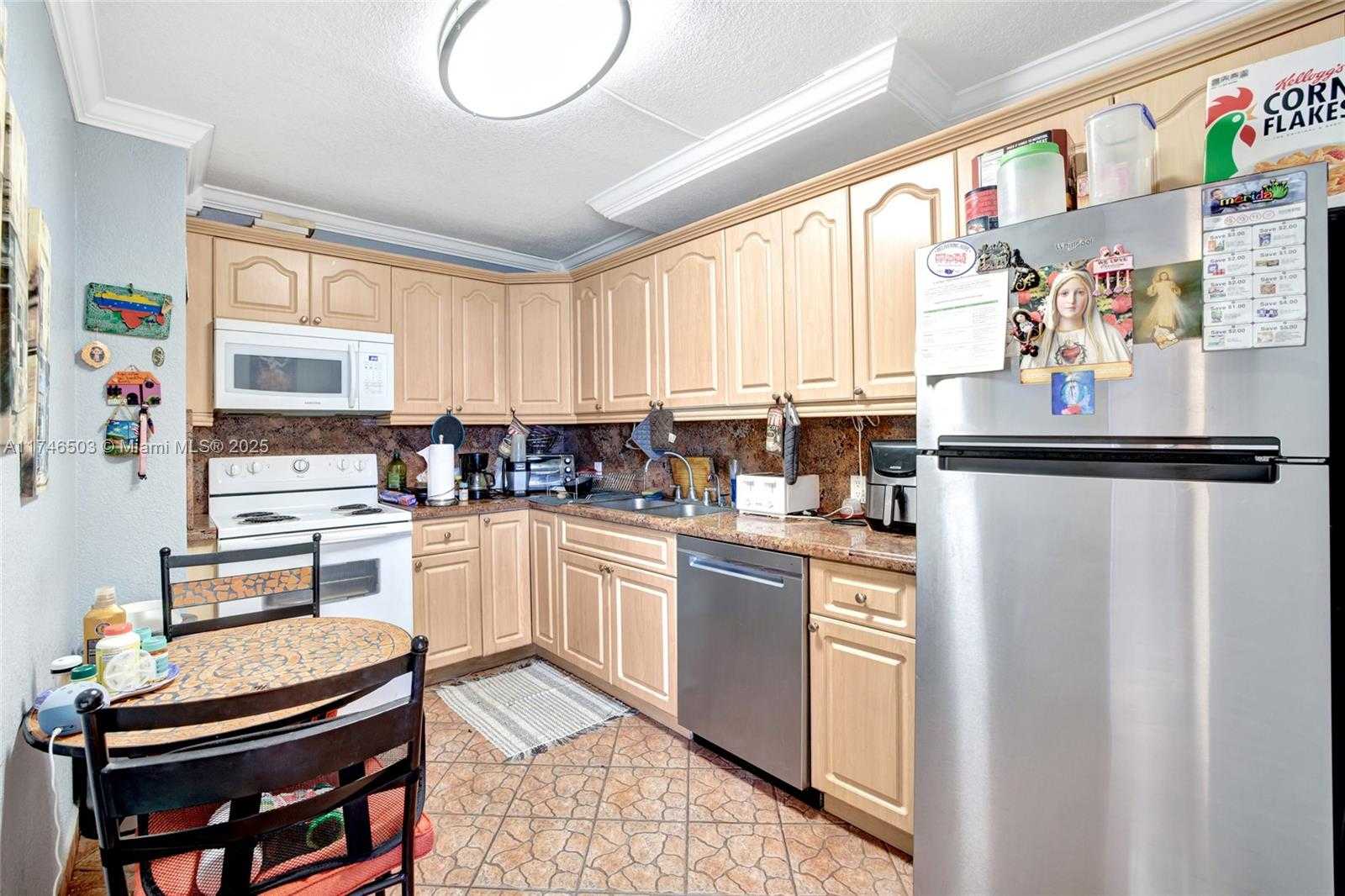 Small Image of 3375 NORTH COUNTRY CLUB DR #404, Aventura Number 19