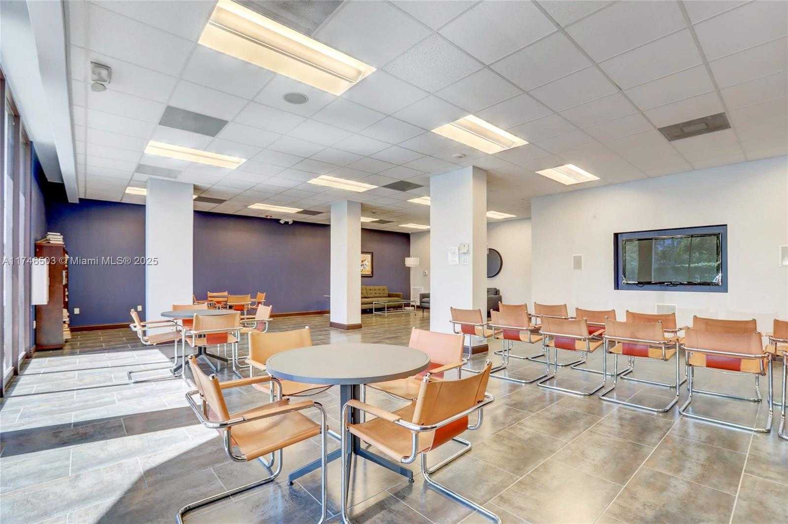 Small Image of 3375 NORTH COUNTRY CLUB DR #404, Aventura Number 36