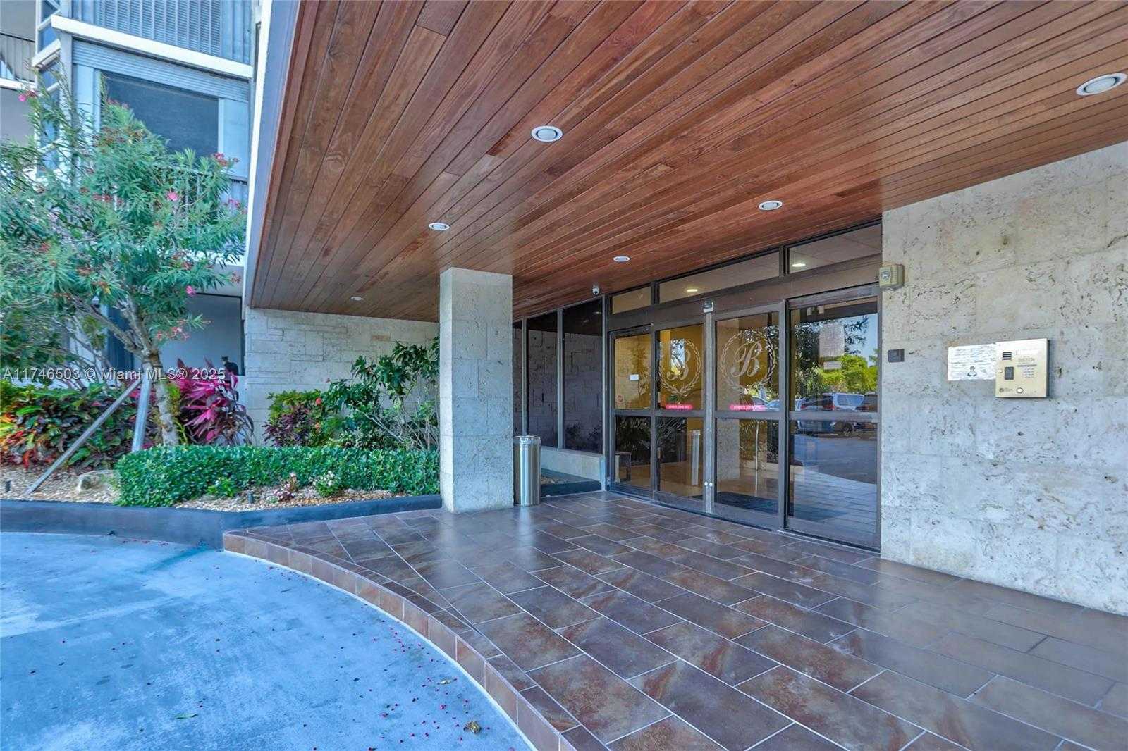 Small Image of 3375 NORTH COUNTRY CLUB DR #404, Aventura Number 45