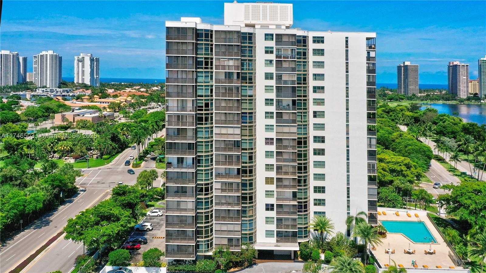 Small Image of 3375 NORTH COUNTRY CLUB DR #404, Aventura Number 47