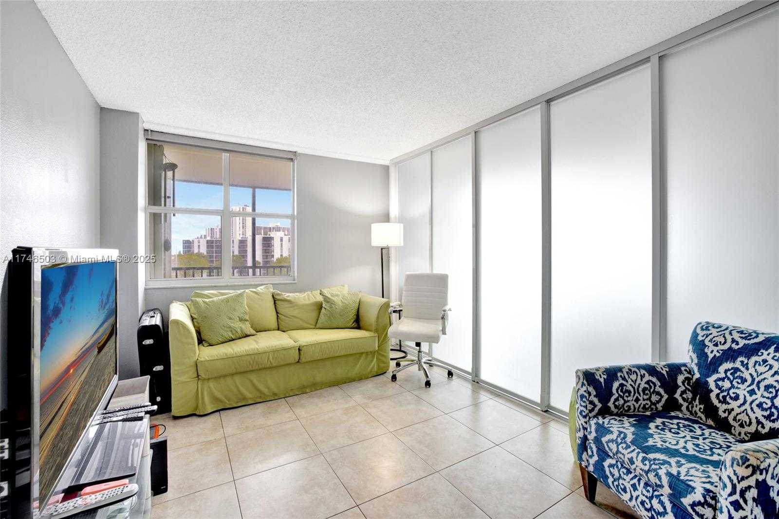 Small Image of 3375 NORTH COUNTRY CLUB DR #404, Aventura Number 8
