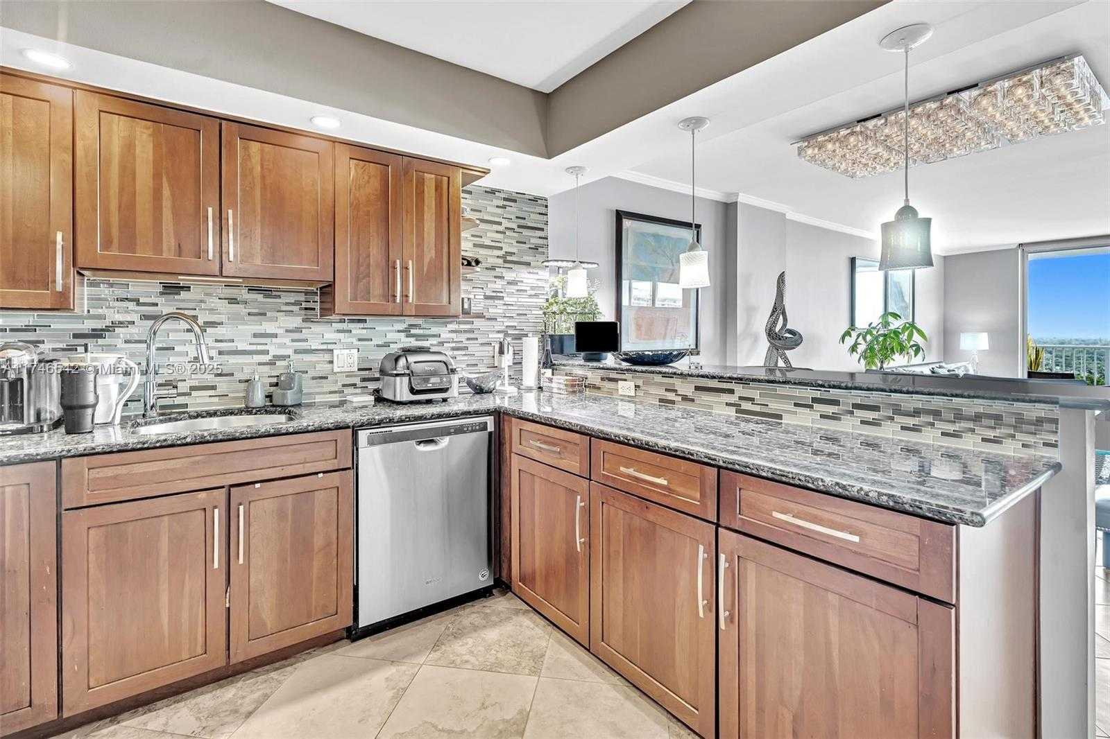 Small Image of 2801 NORTH EAST 183RD ST #1603W, Aventura Number 11