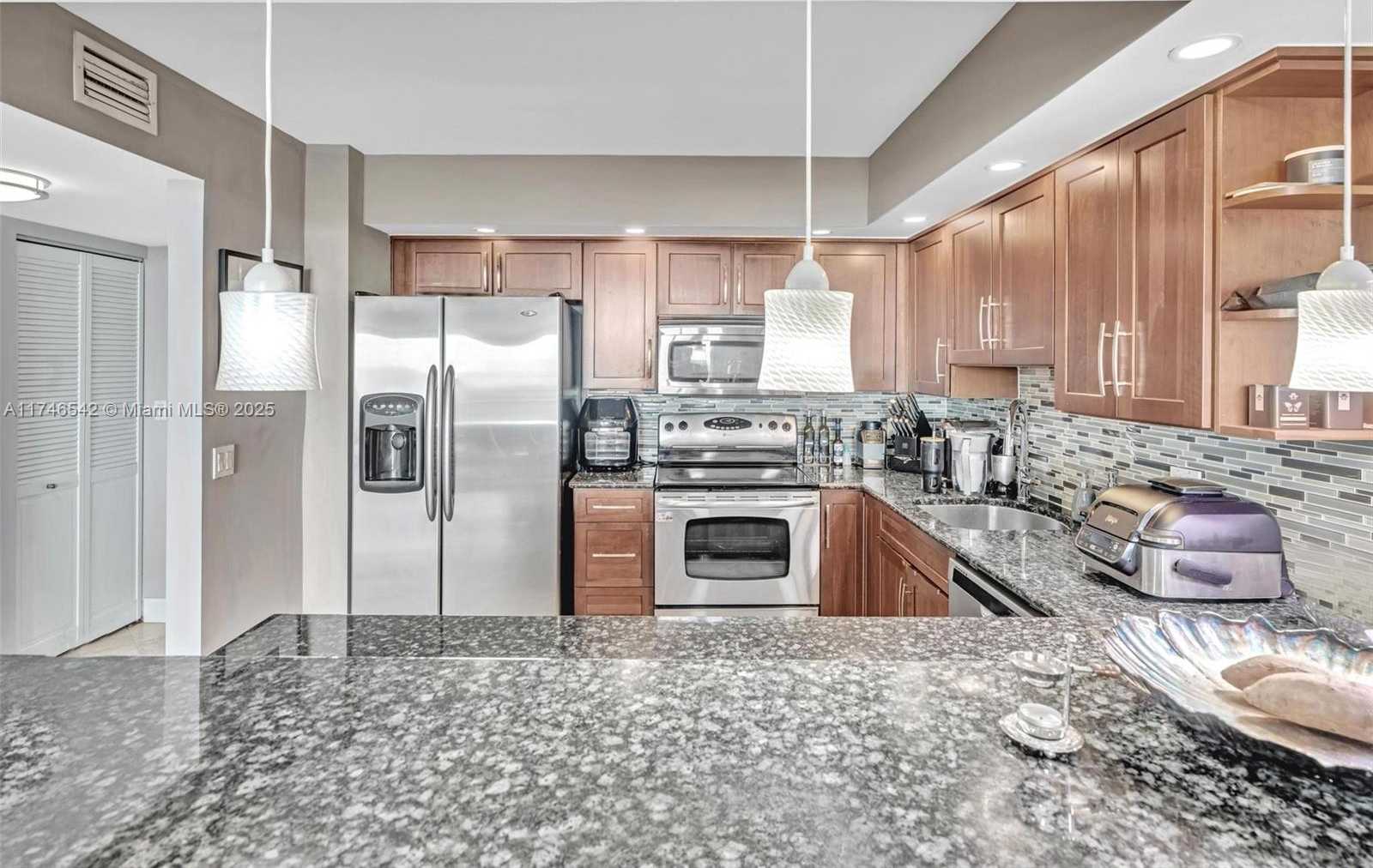 Small Image of 2801 NORTH EAST 183RD ST #1603W, Aventura Number 14