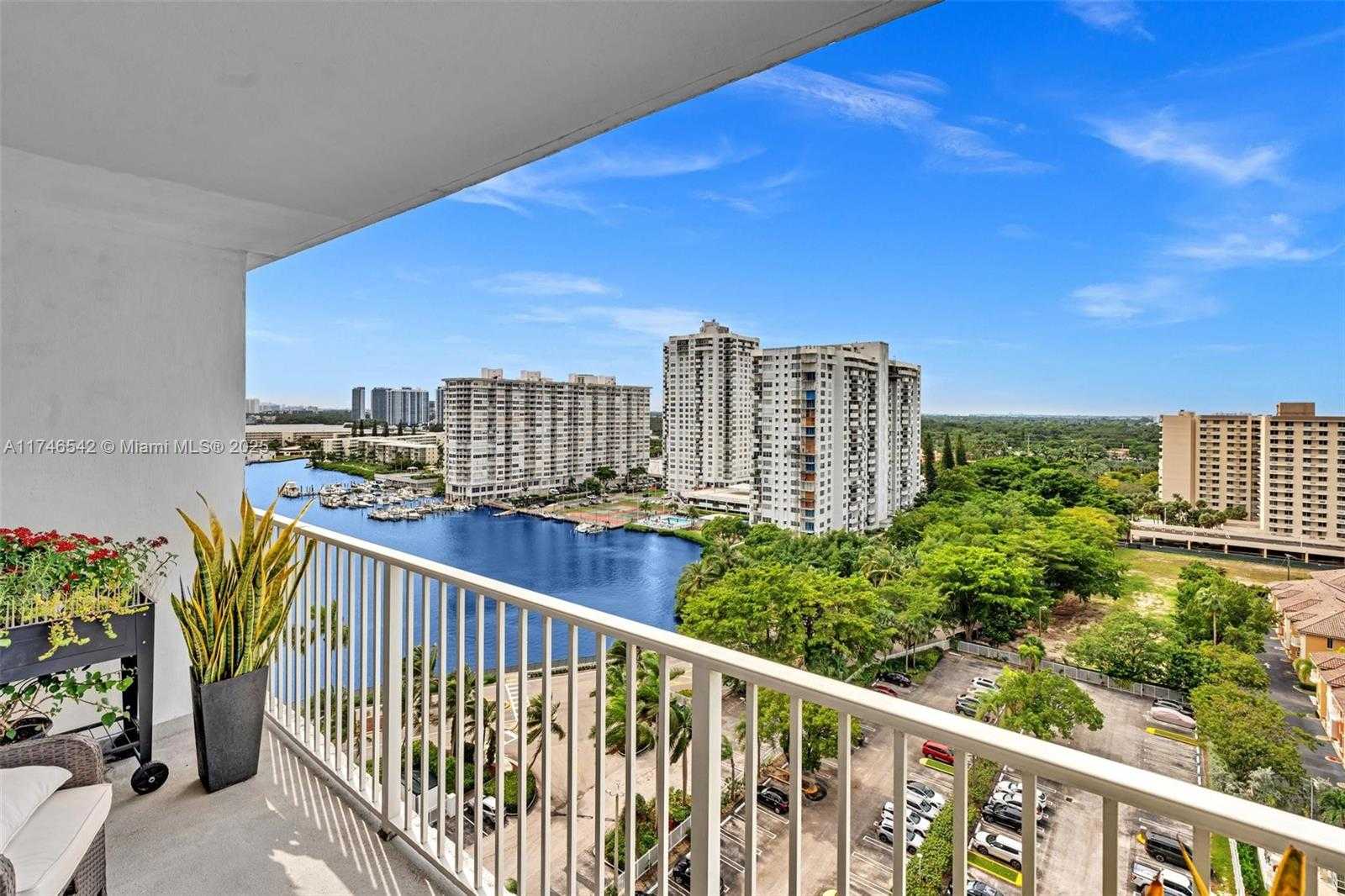 Small Image of 2801 NORTH EAST 183RD ST #1603W, Aventura Number 26