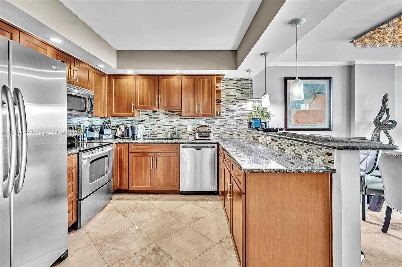 Small Image of 2801 NORTH EAST 183RD ST #1603W, Aventura Number 5