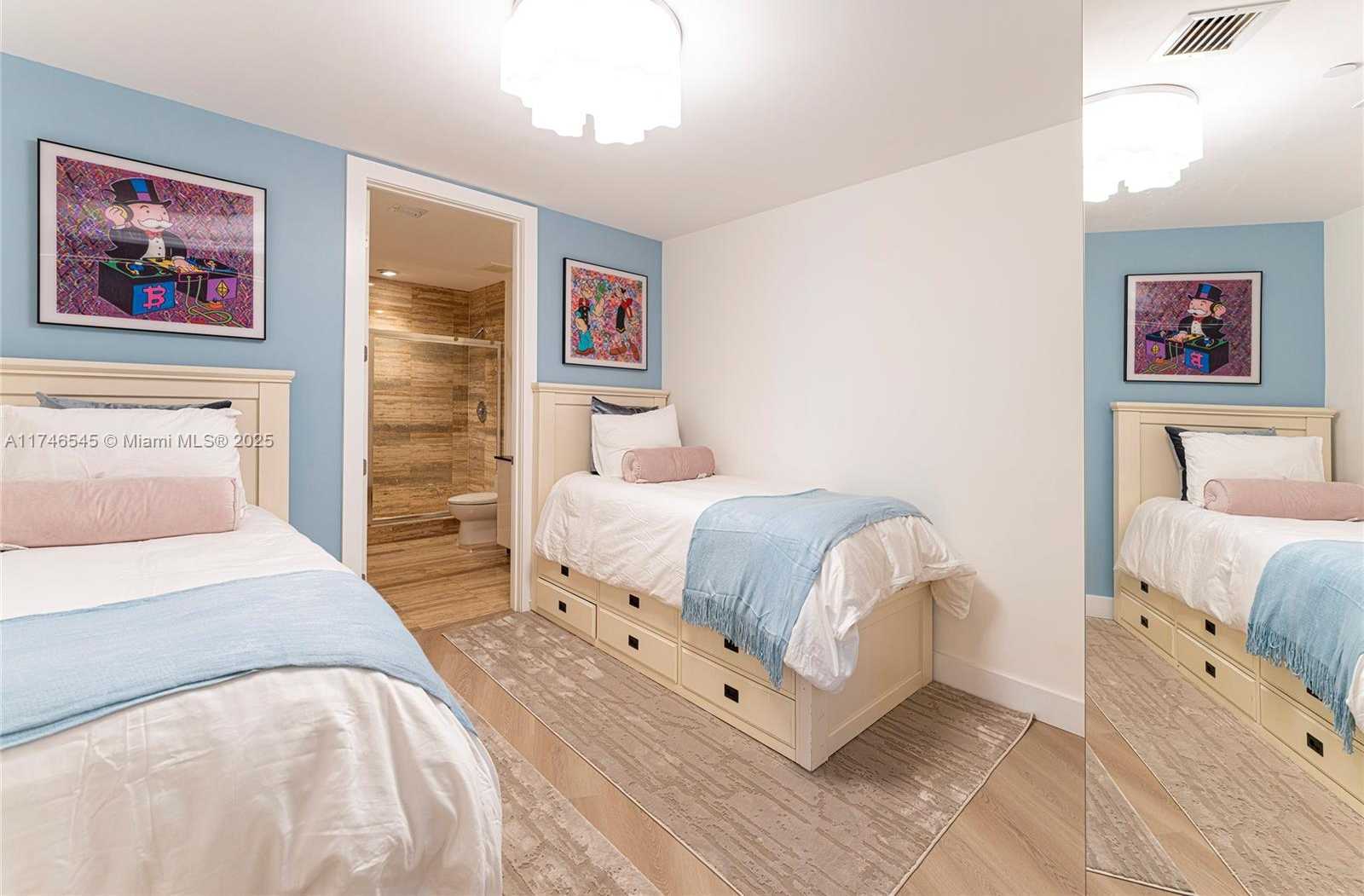Small Image of 15901 COLLINS AVE #903, Sunny Isles Beach Number 13