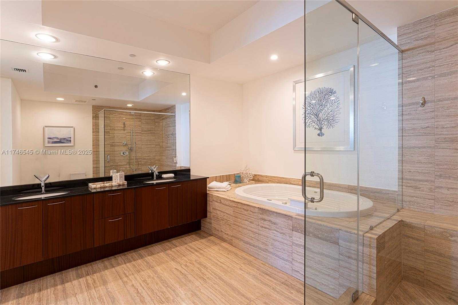 Small Image of 15901 COLLINS AVE #903, Sunny Isles Beach Number 27