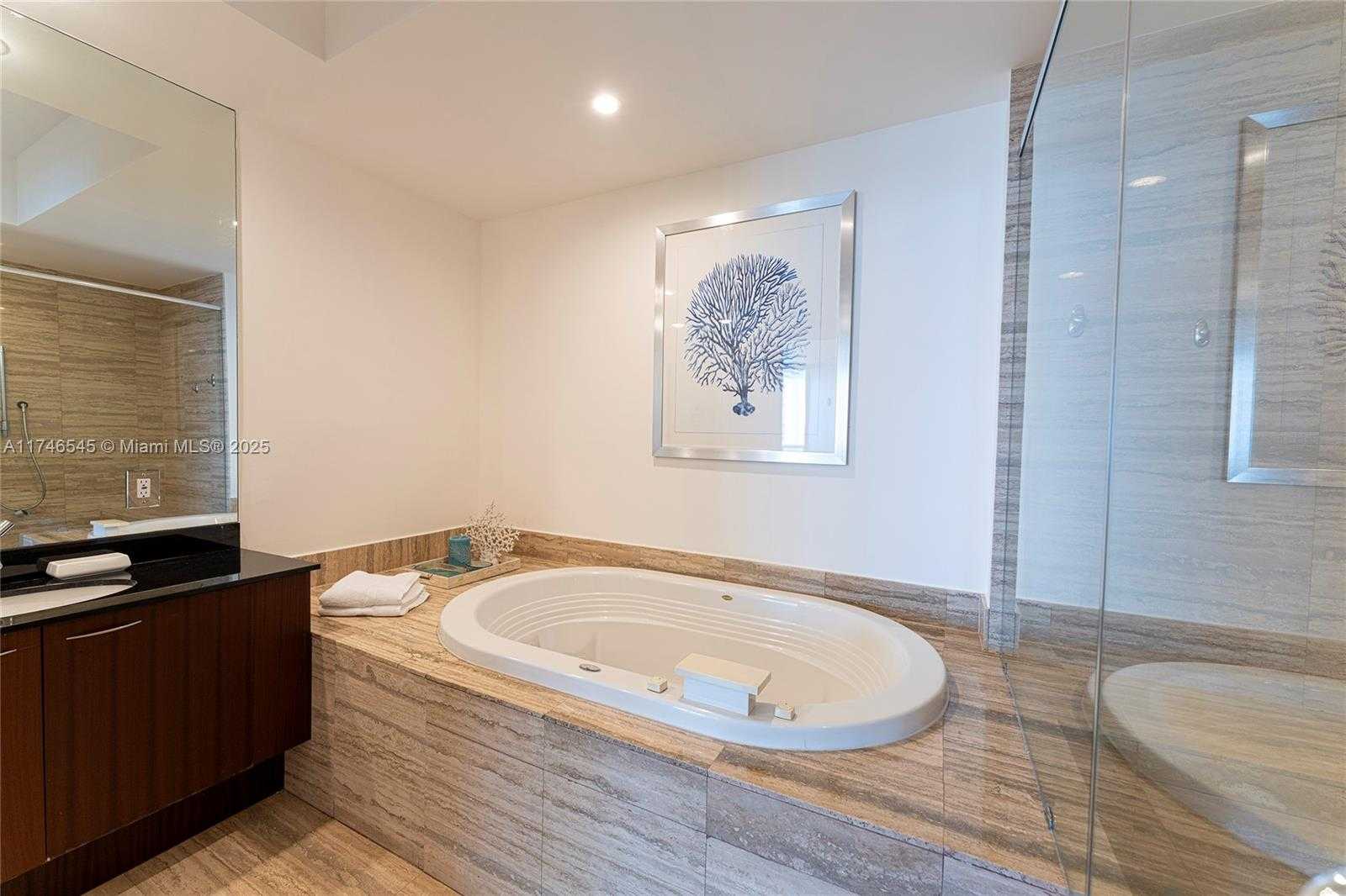 Small Image of 15901 COLLINS AVE #903, Sunny Isles Beach Number 29