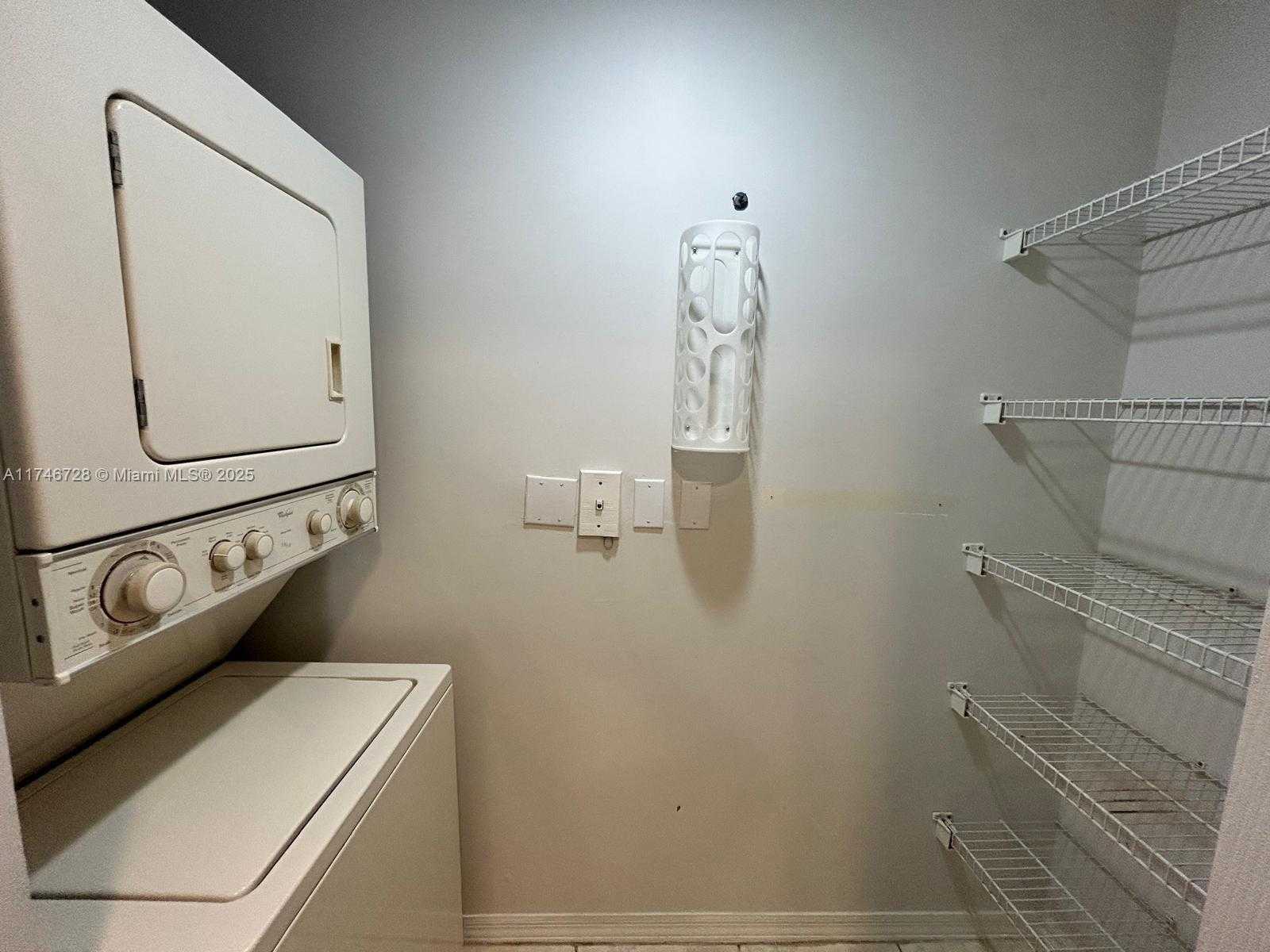 Small Image of 6700 NW 114th Ave, Doral, FL 33178, USA Number 12