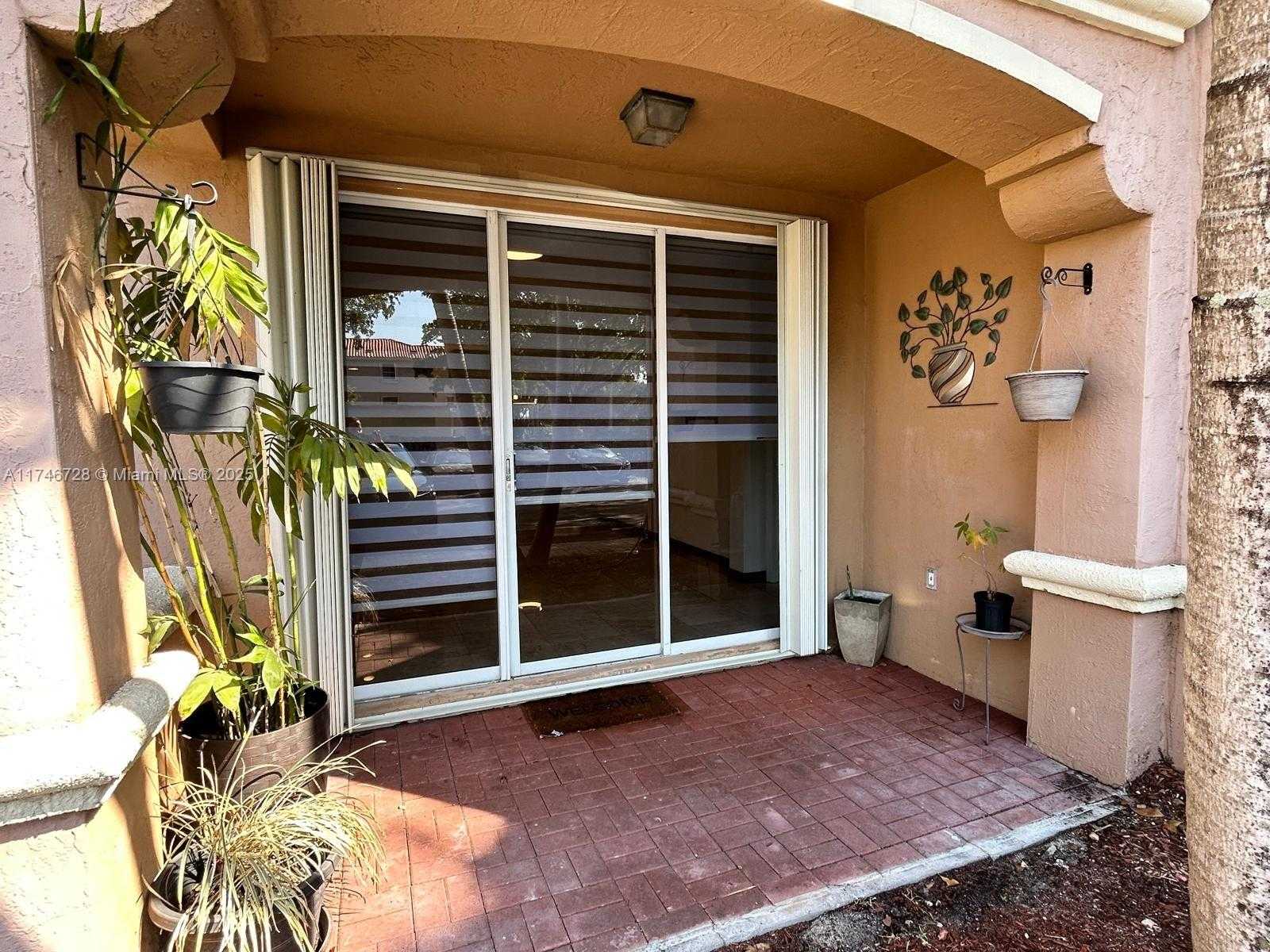 Small Image of 6700 NW 114th Ave, Doral, FL 33178, USA Number 5