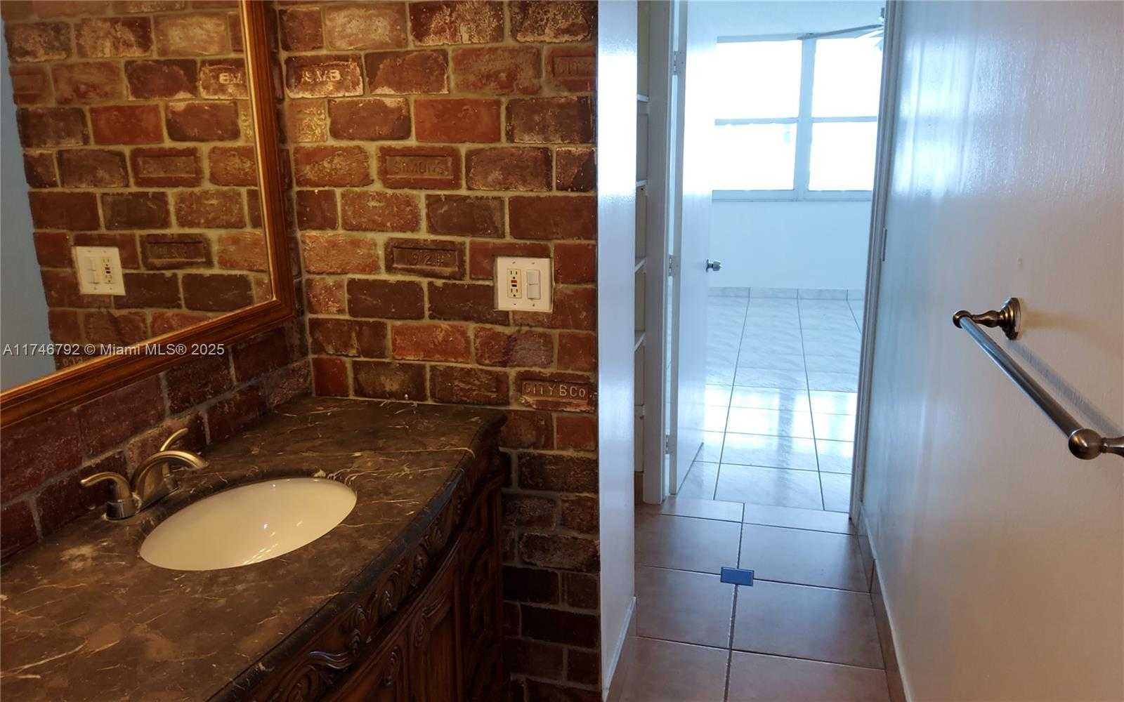 Small Image of 1410 SOUTH OCEAN DR #703, Hollywood Number 13