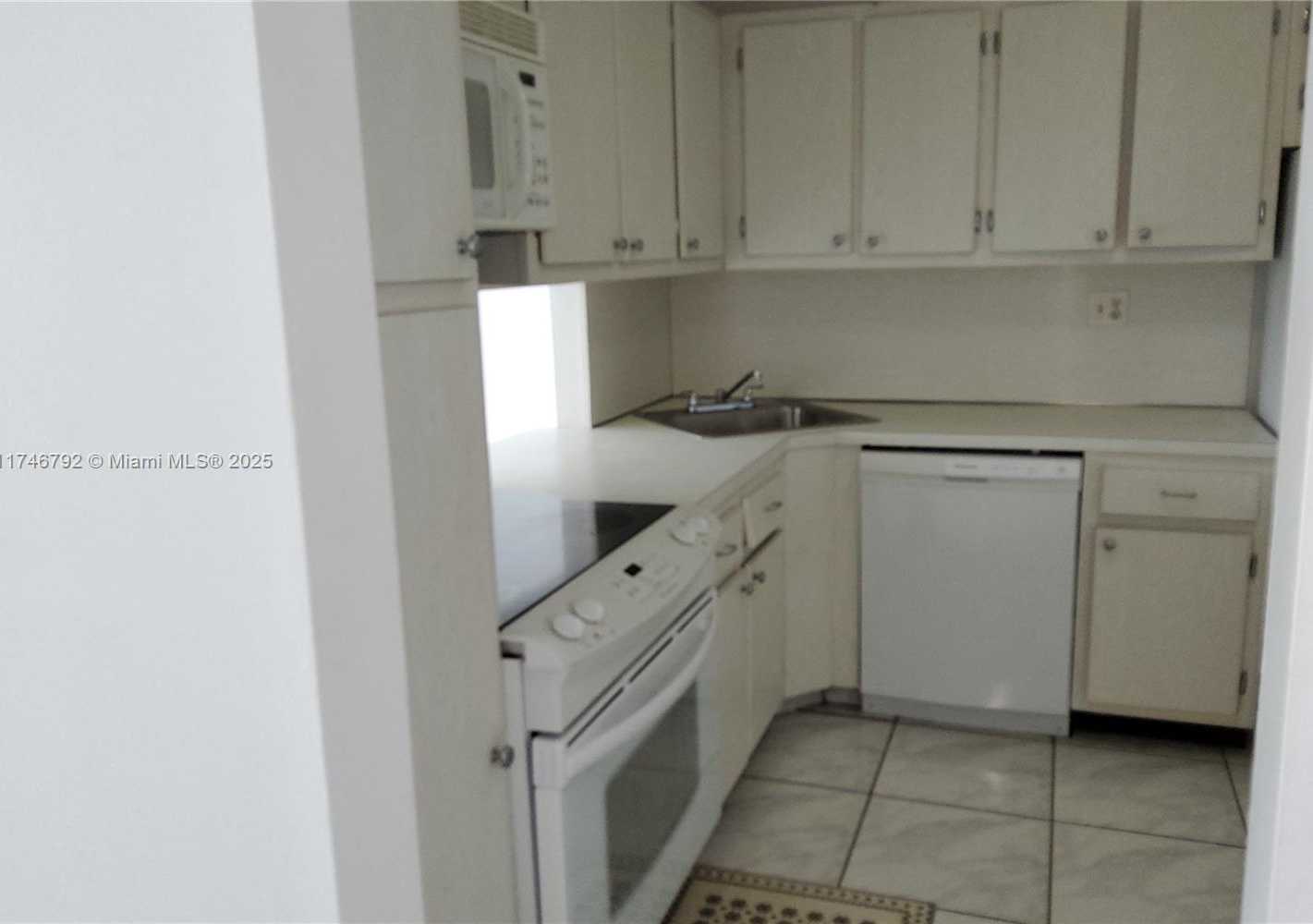 Small Image of 1410 SOUTH OCEAN DR #703, Hollywood Number 14