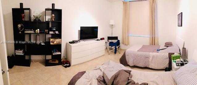Small Image of Aventura Number 14