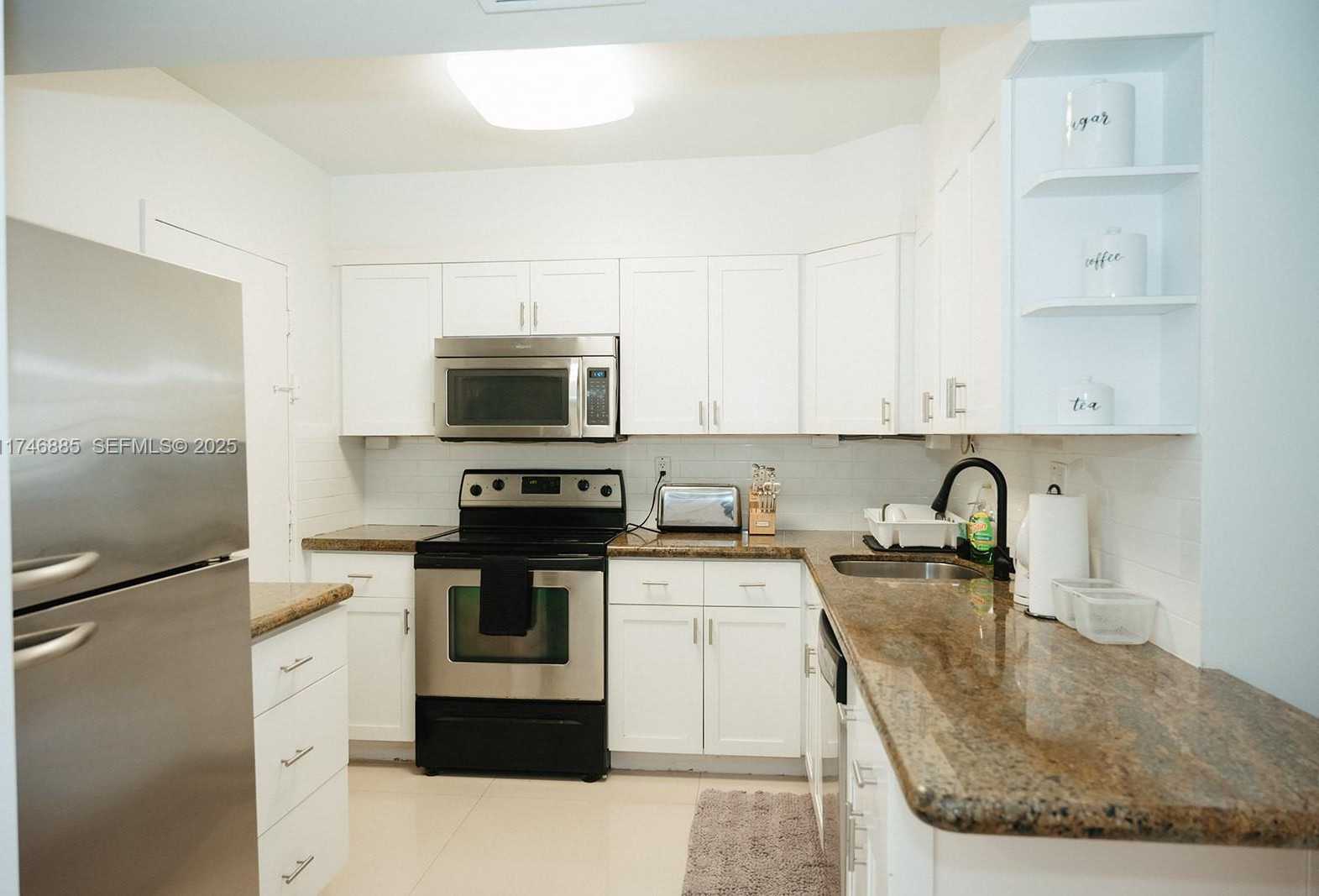 Imagen de Pequeño Objeto