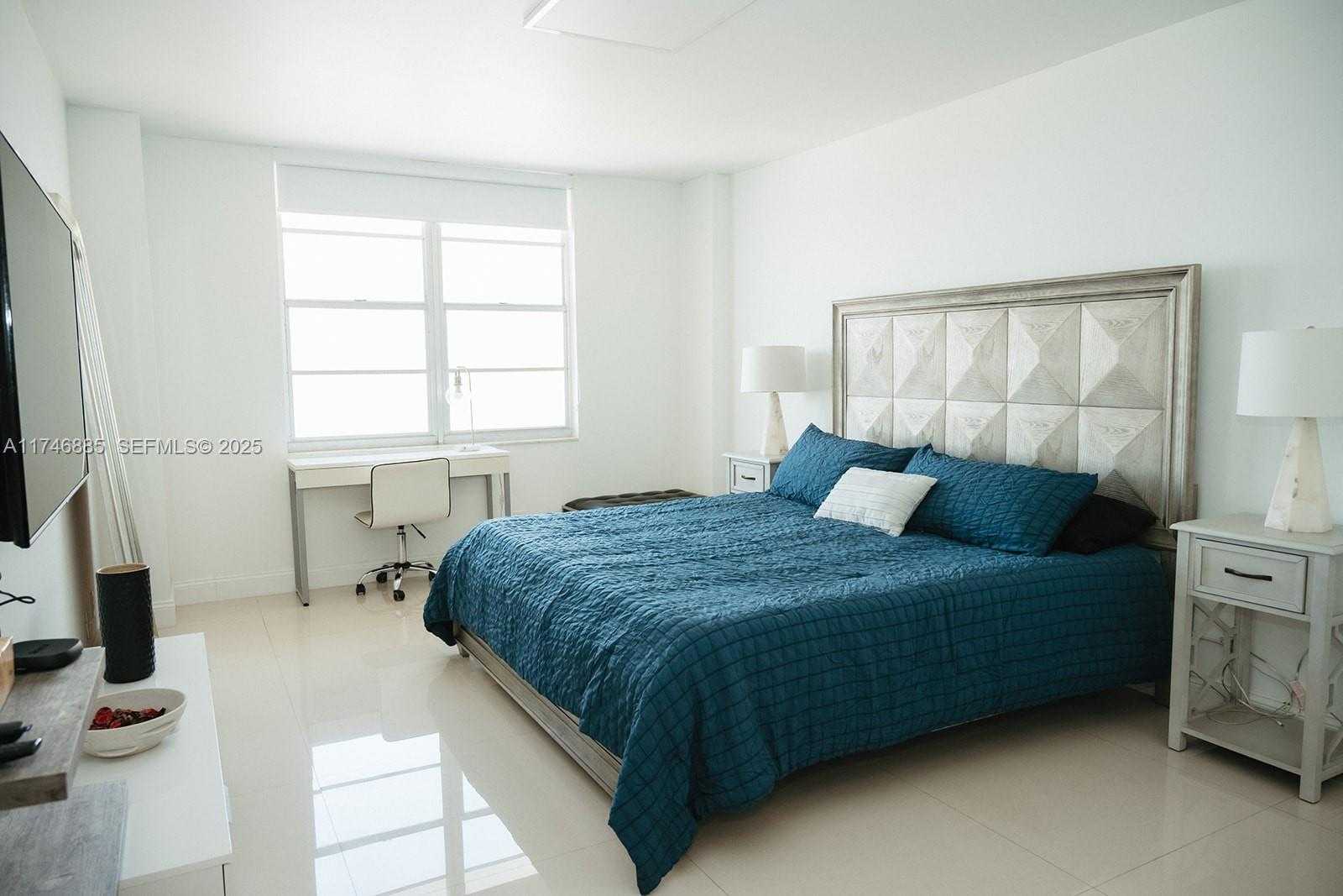 Imagen de Pequeño Objeto