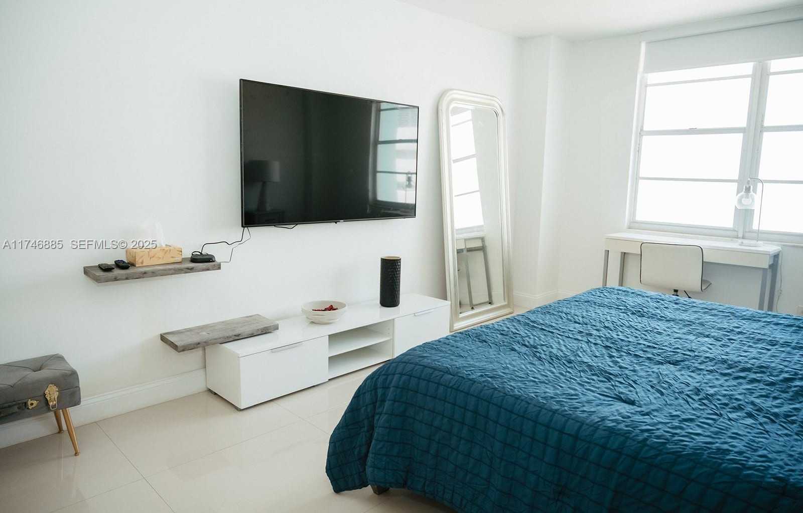 Imagen de Pequeño Objeto