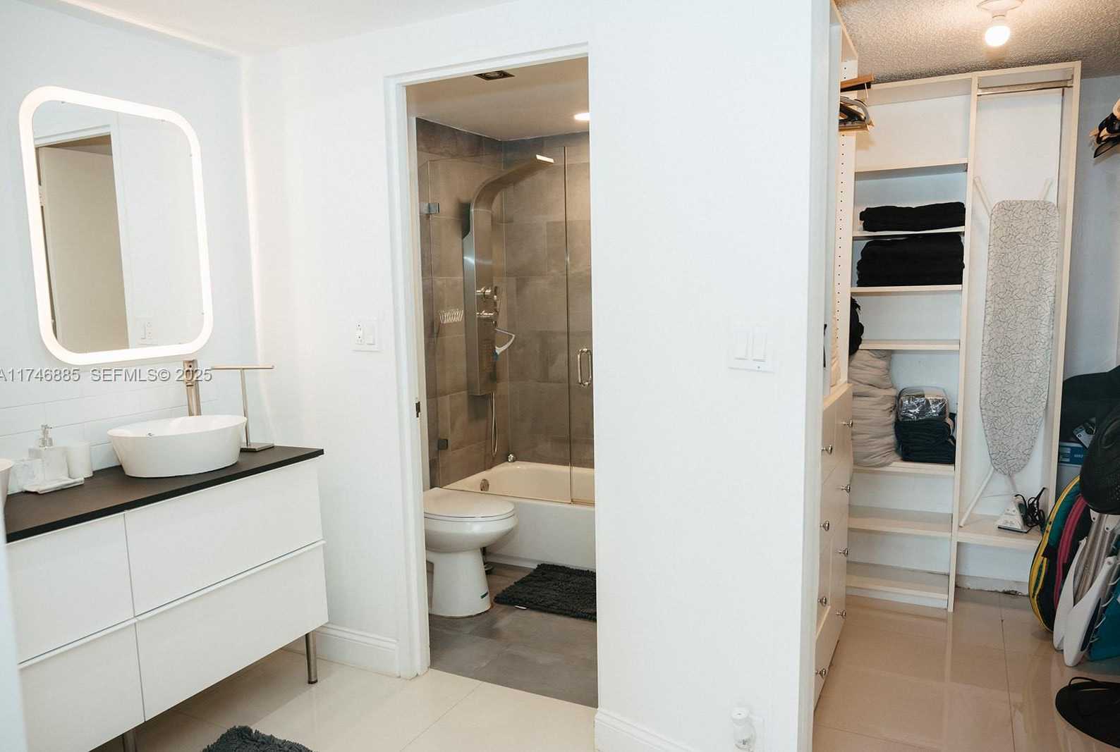 Imagen de Pequeño Objeto